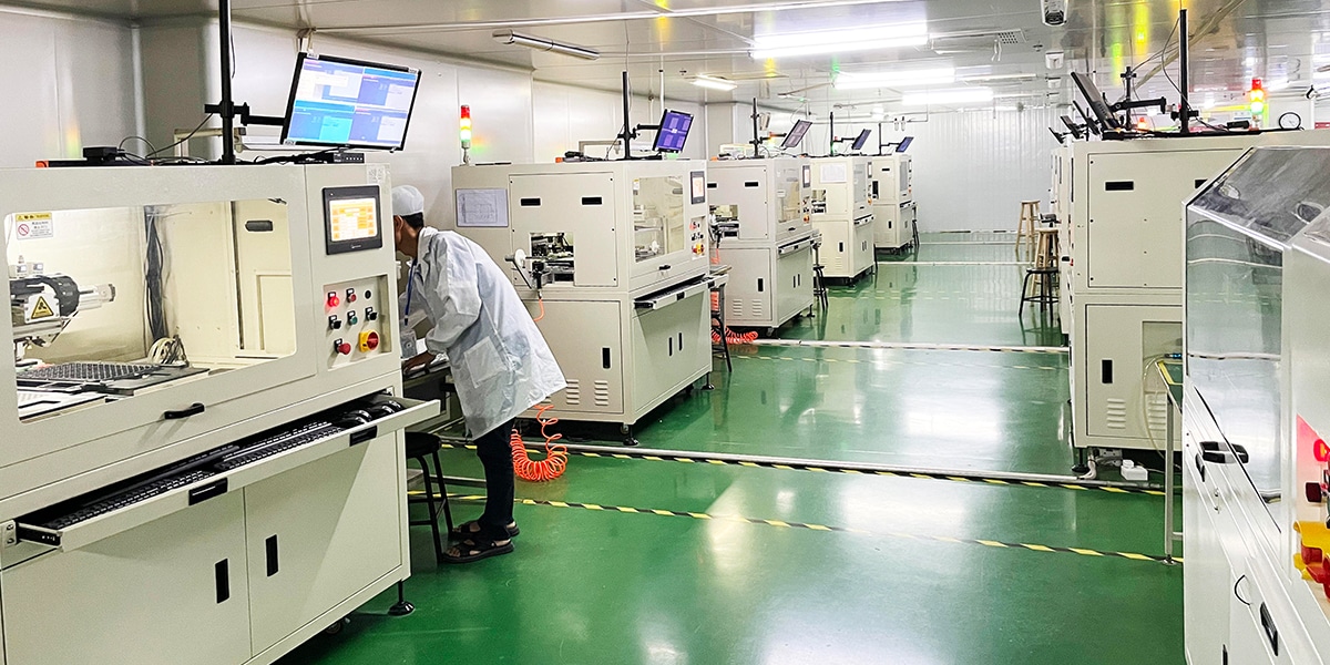 Through-Hole-Insertion-Line